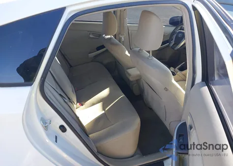 2010 Toyota Prius Ii z USA, uszkodzony, nr VIN JTDKN3DU7A5180591